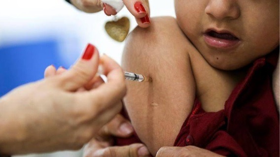 Minas Gerais amplia ações de imunização para tentar alcançar meta de 95%